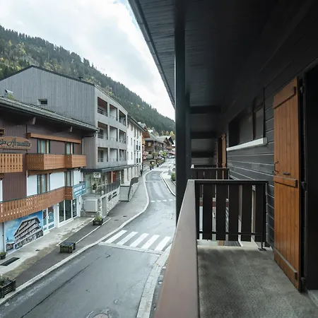 Lejlighed Appt 3 Pieces, Proche Telecabine, Balcon, Parking - Fr-1-676-30 *